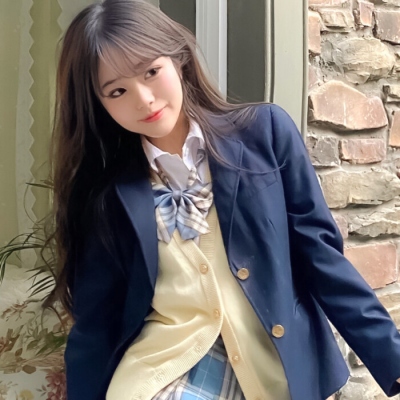 郝板麗高校教師1993