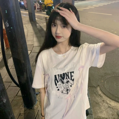 成人H漫畫精精一區(qū)二區(qū)無碼