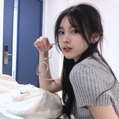 LOL祼體啪啪?H漫畫(huà)圖片