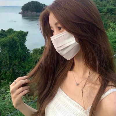 男生龜?shù)念^上長一圈小白點是什么