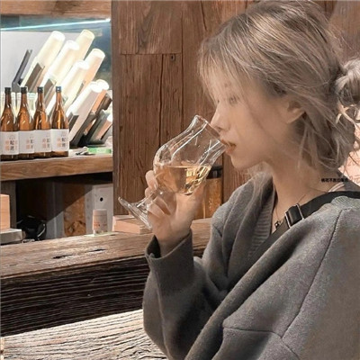 yn蕩小鎮(zhèn)公交車售票員怎么搜