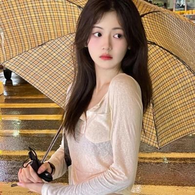 《洞洞雜貨鋪》免費(fèi)下拉式