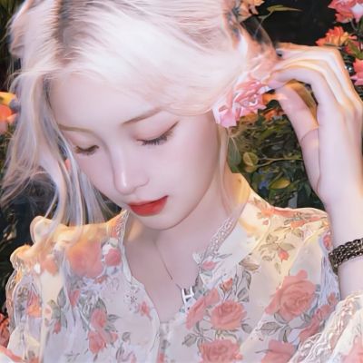 女性下面摸起來有很多疙瘩