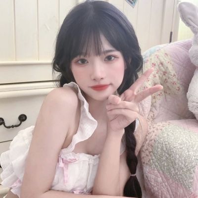 女學(xué)生被?c??扒衣服真人版