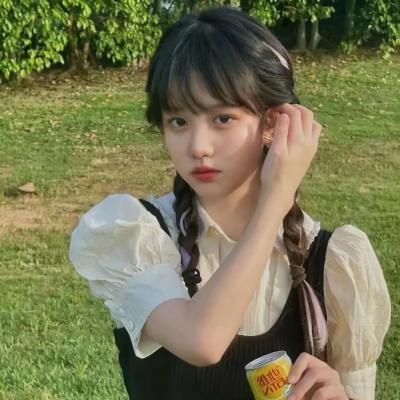 小孩晚上喂姐姐吃78