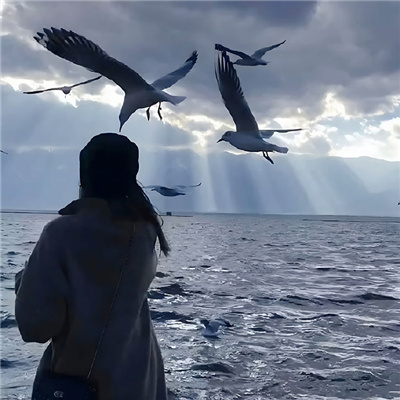 蛋蛋癢癢越抓越癢還脫皮怎么辦