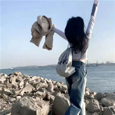 年輕漂亮的瘦子