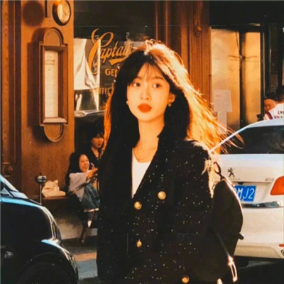 動漫美女被?吸乳奶漫畫視頻