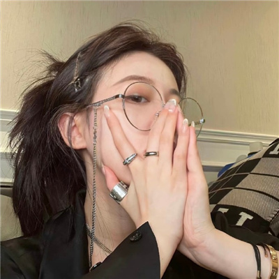 35歲女人肚子越來越大怎么回事