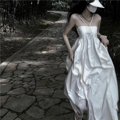 把??伸進(jìn)女人的??視頻白絲