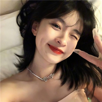 和大叔奔現(xiàn)后愛吃糖的小麻雀介紹