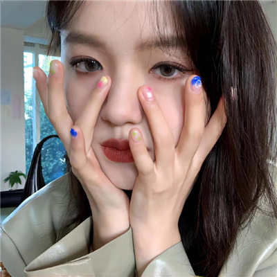 12歲女孩小陰脣一側(cè)大且突出