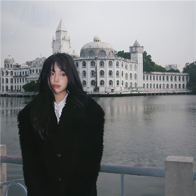 妺妺洗澡讓我進(jìn)去c了她在線觀看