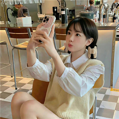 小雪新婚被全村人灌滿精