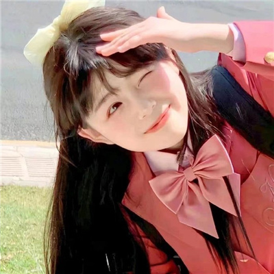 白絲?；??扒開美腿甜美作文