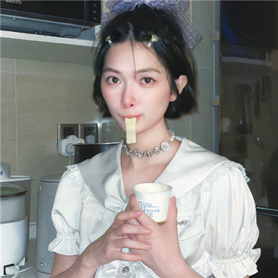 在車?yán)锱悦??給我揉??