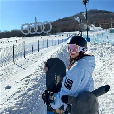 怎么可以讓女生的胸變大一點