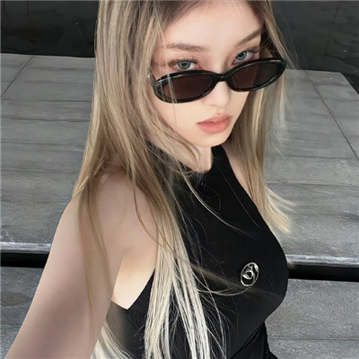 扒開(kāi)?狂揉?脫脫內(nèi)內(nèi)動(dòng)漫