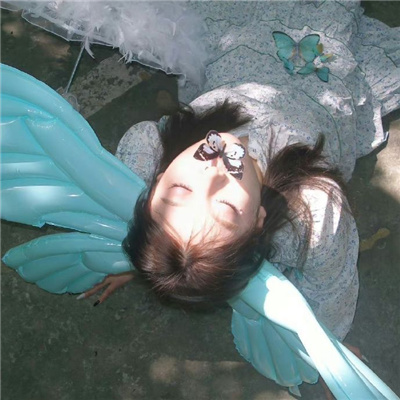 男人的 伸到 里面無(wú)擋