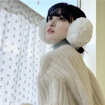 把??伸女人的??WWW直播