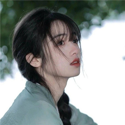 男生的小雞上有白色皮屑